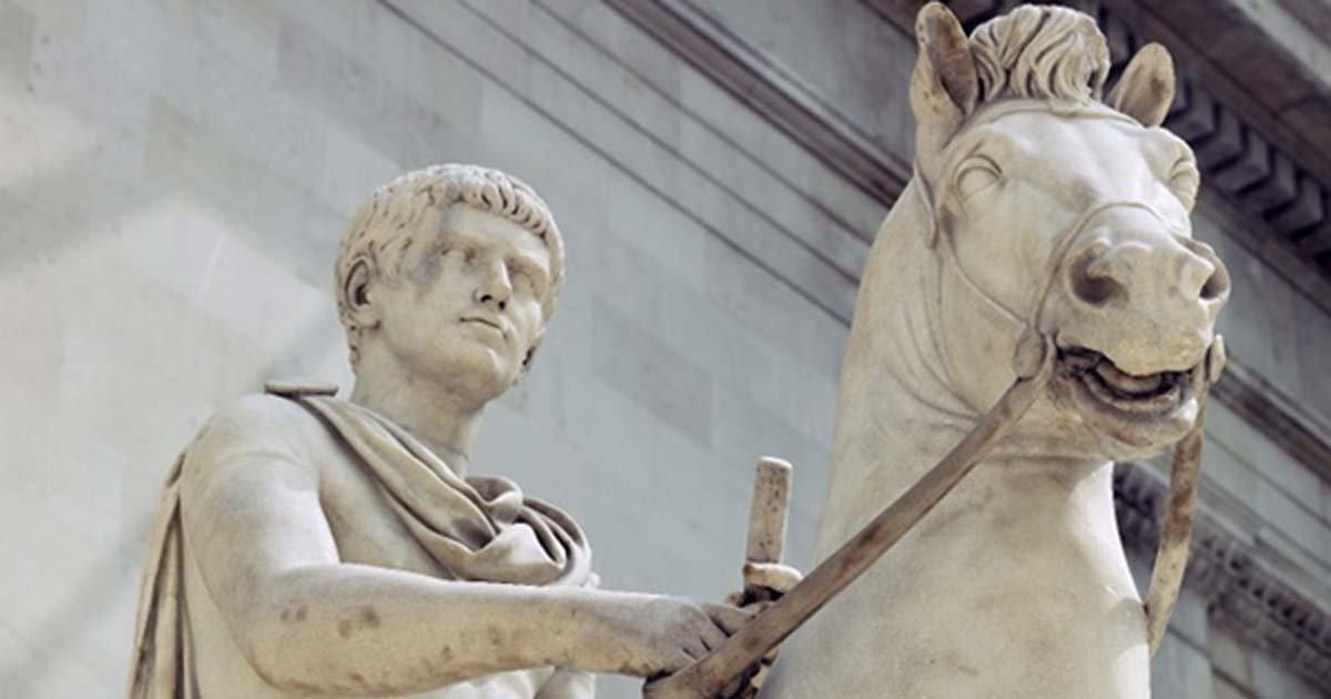 Caligula szobra_Forrás: ancient-origins.net
